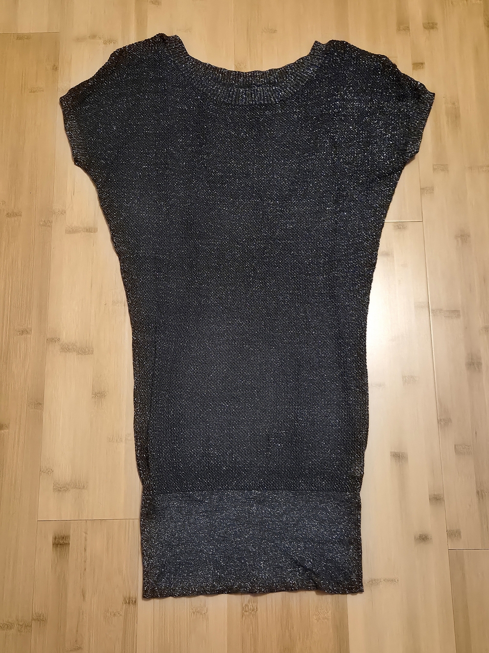 ​Express Metallic Silver Sparkle Black Cap Sleeve Sweater Dress Tunic Medium M